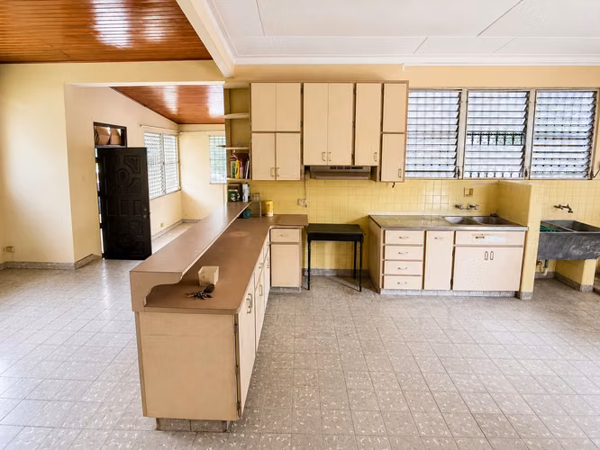 Venta de casa en Bethania Calle 74 Área comercial