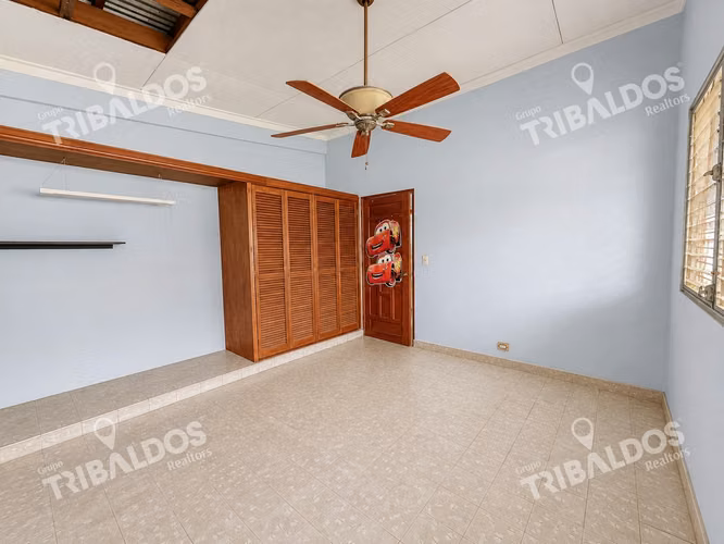 Venta de casa en Bethania Calle 74 Área comercial