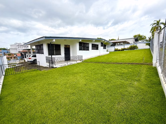 Venta de casa en Bethania Calle 74 Área comercial - Imagen 2