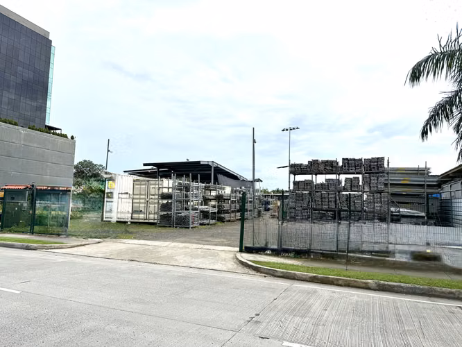 Venta de Terreno en Santa Maria Business District - Imagen 4