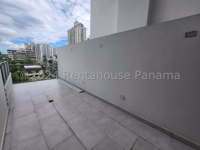 Venta de Apartamento con Línea blanca en El Cangrejo Ph Velure EC - Imagen 8