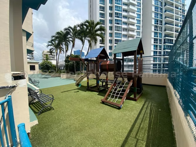 Venta de Apartamento con Línea blanca en Avenida Balboa Ph Costa del mar EC - Imagen 19