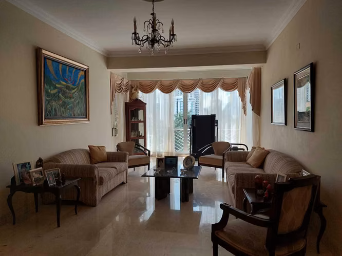 Venta de Apartamento con Línea blanca en El Cangrejo Ph Terranova EC - Imagen 5