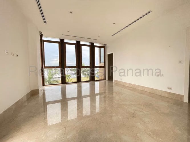 Venta de Apartamento en Punta Pacifica Ph Gardens JV