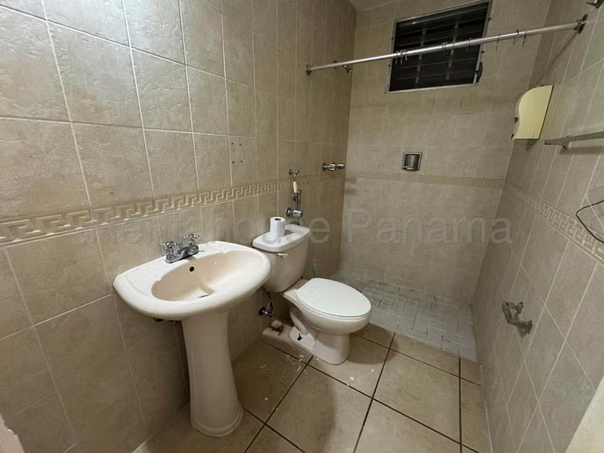 Venta de Casa en Brisas del Golf KC - Imagen 9