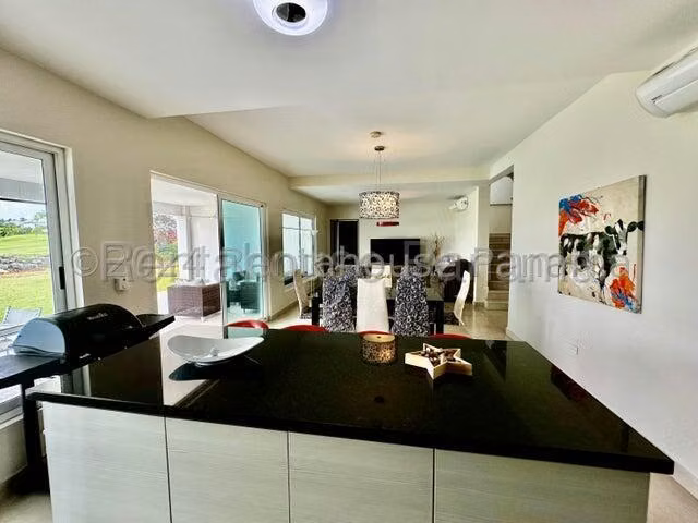 Casa en Venta en Playa Blanca JG