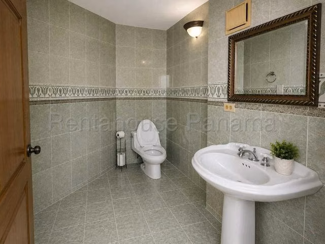 ALQUILER DE APARTAMENTO EN OBARRIO - Imagen 11