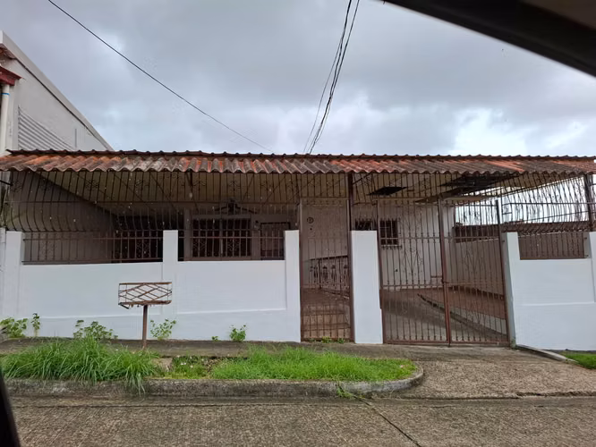 VENTA DE CASA EN ALTOS DE LA PULIDA - Imagen 3