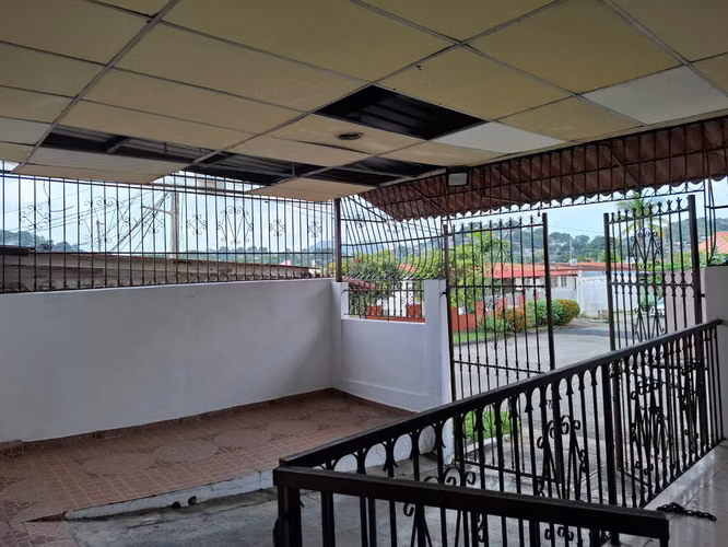 VENTA DE CASA EN ALTOS DE LA PULIDA