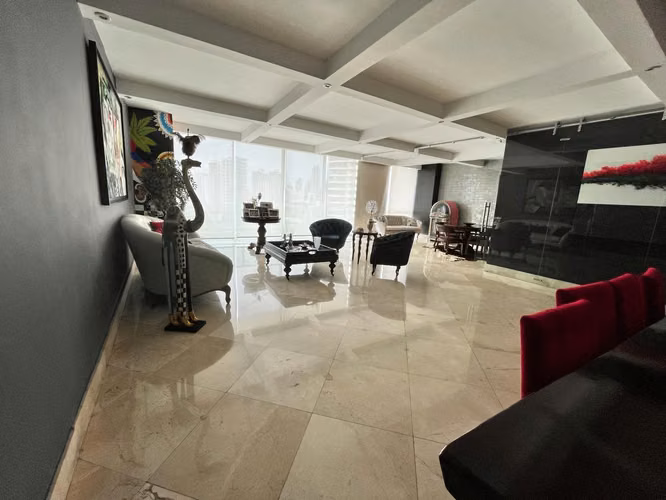 Peninsula. 334mts 3r 3.5b den 4est 1dep $675,000.00 - Imagen 4