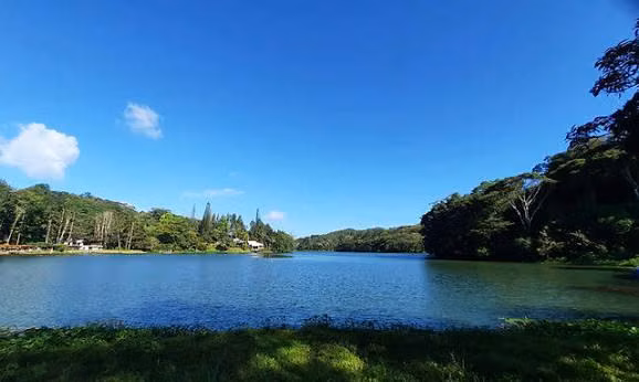 VENTA CASA CERRO AZUL 1,581M2 LUJOSA AMOBLADA CV