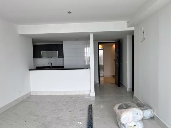 Banco vende apto. en PH PACIFIC PARK TOWER, EDISON PARK - Imagen 4