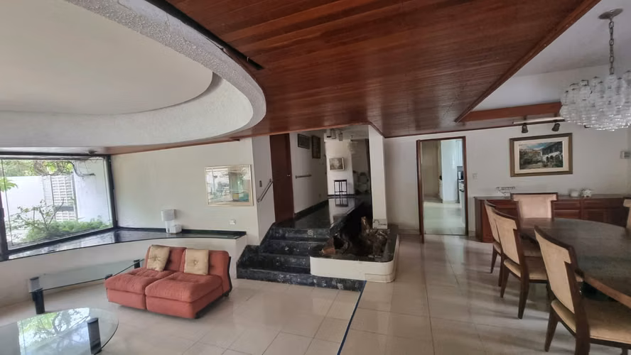 Casa de Dos Pisos en Venta – Urbanización Obarrio | DC - Imagen 9