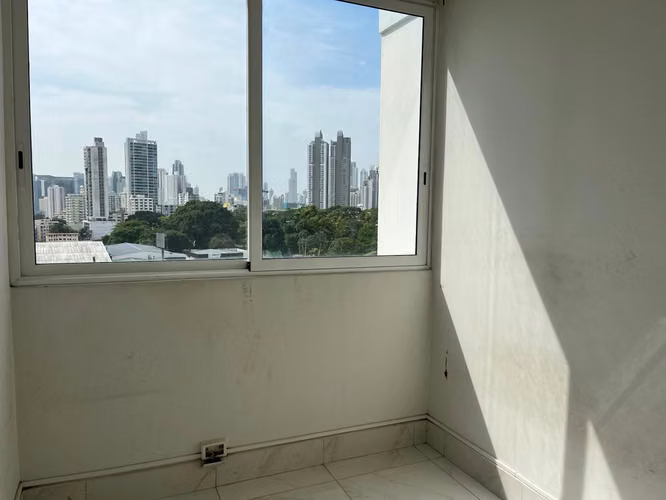 Banco vende apto. en piso bajo en PH PACIFIC PARK TOWER, EDISON PARK - Imagen 11