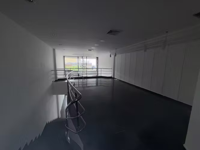 Local comercial en Obarrio, avenida principal - Imagen 9
