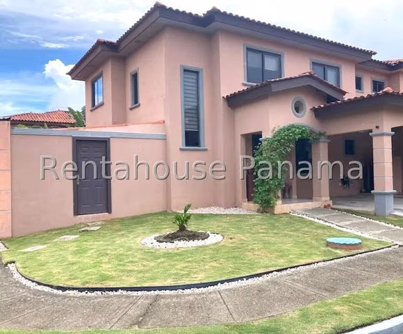 Oportunidad Casa de esquina en Versalles | Modelo Toledo Plus 24YCG5222 - Imagen 3