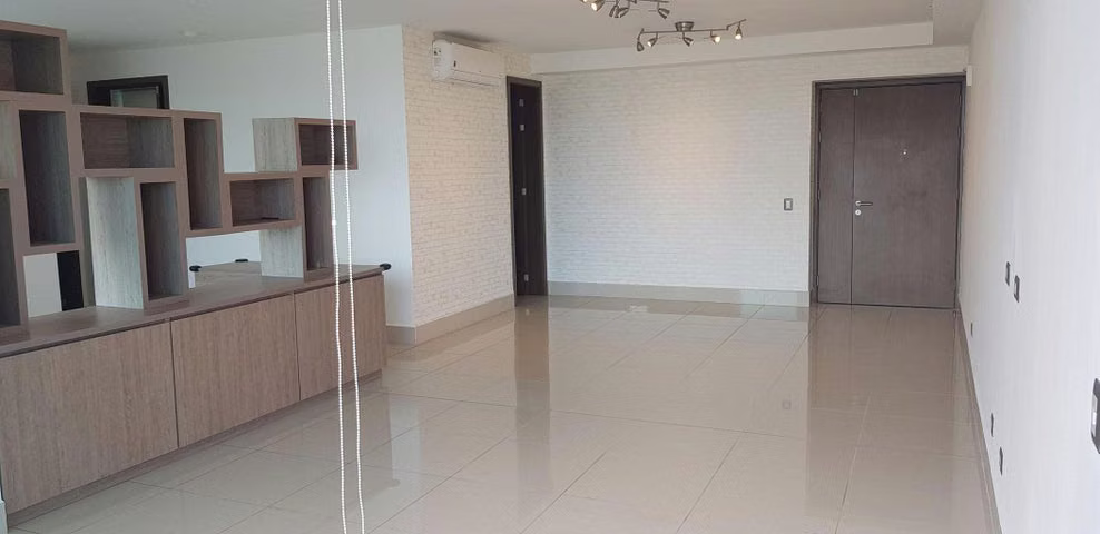 Venta de Apartamento en Costa del Este 27LBR1882 - Imagen 4