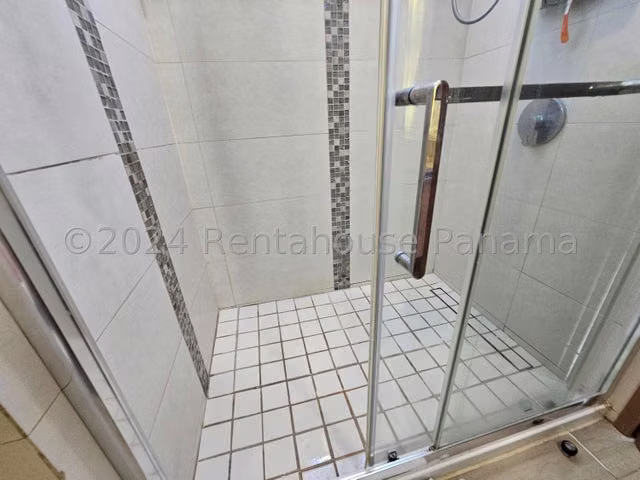Venta de Apartamento en Costa del Este 27LBR1881 - Imagen 15