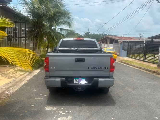 OFERTA!!! TOYOTA TUNDRA 2019 4X4 - Imagen 3