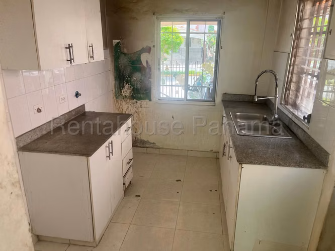VENTA DE CASA EN CHORRERA ABS - Imagen 8