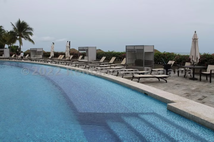 Sale of Apartment in Buena Aventura 23LBR1273