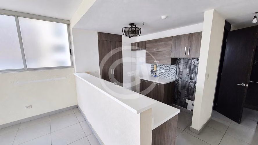Venta Apartamento Reposeído PH Trio El Carmen 109m² - Imagen 4