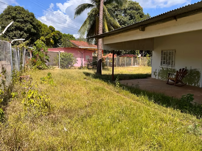 Venta de terreno con casa a 5 minutos del Río Utive - Imagen 5