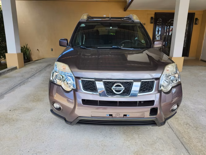Vendo Nissan XTrail año mil km 2WD B/. 6,500 - Imagen 4