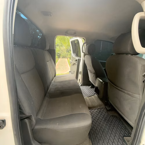 NISSAN NAVARA