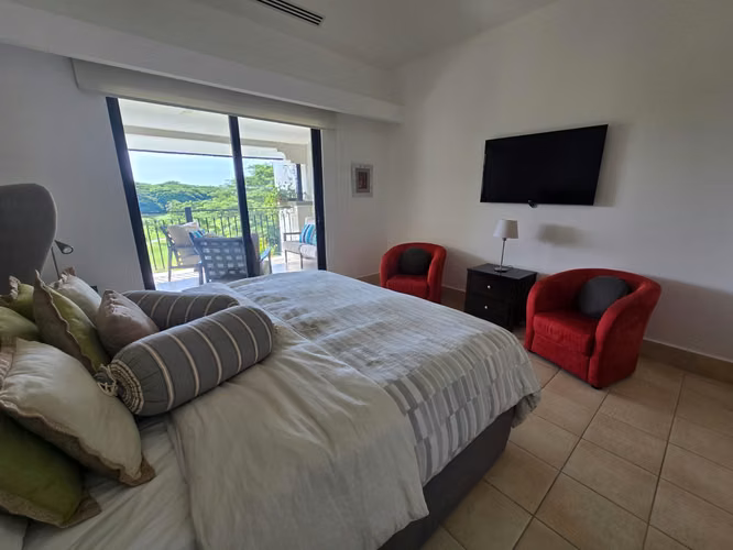 Residencia en Último Piso con Vista al Campo de Golf en Buenaventura, Panamá - Imagen 10