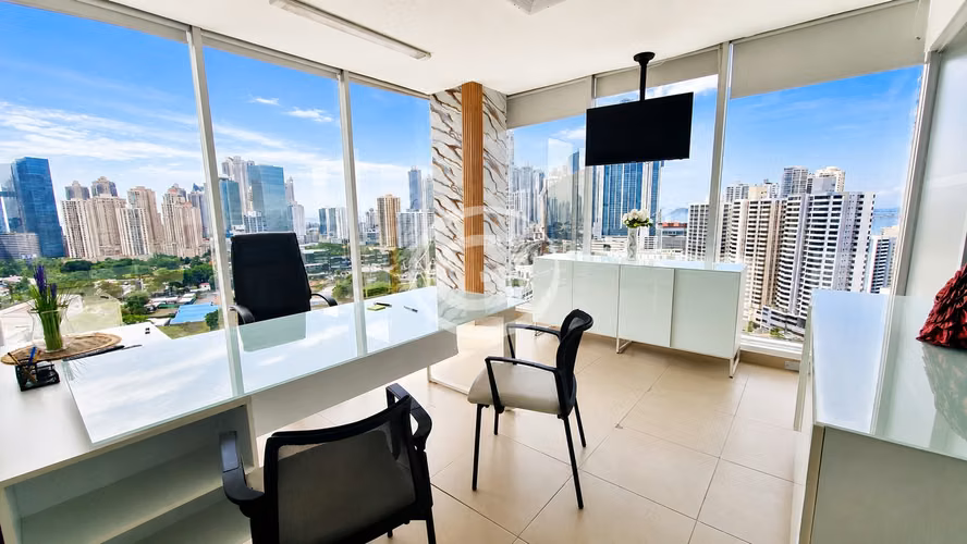 Venta Oficina Amoblada F&F Tower. Vista a la Ciudad. Calle 50