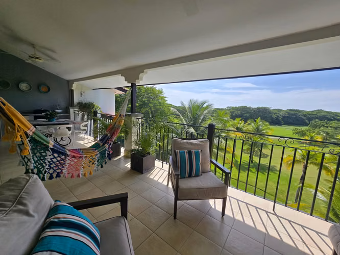Paseo de las Casas, con Vista al campo de Golf en Buenaventura