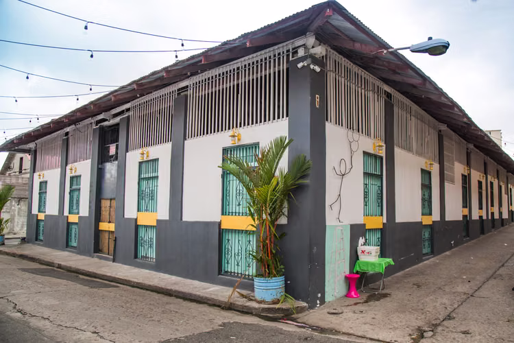 Vendo lote en casco antiguo - Casa Norias - Imagen 7