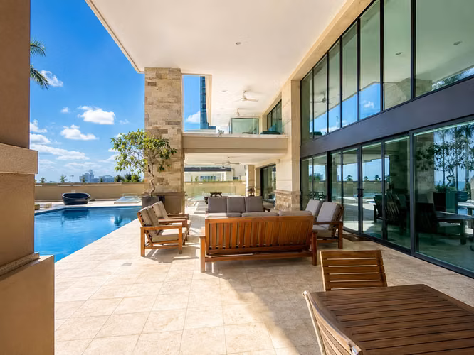 ALQUILER CASA 2 NIVELES MANSION 1500M2 PUNTA PACIFICA MLD - Imagen 2