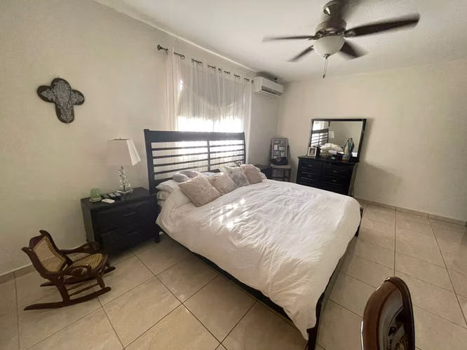 SE ALQUILA CASA CON LÍNEA BLANCA O SIN MUEBLES EN EXCLUSIVO RESIDENCIAL DE DAVID - Imagen 11