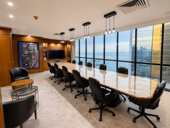Oficina Corporativa Amoblada en Venta , Marbella