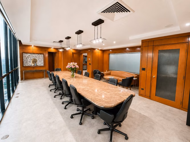 Oficina Corporativa Amoblada en Venta , Marbella