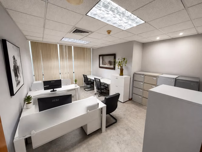 Oficina Corporativa Amoblada en Venta , Marbella