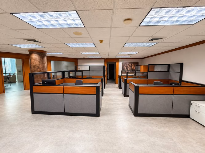 Oficina Corporativa Amoblada en Venta , Marbella