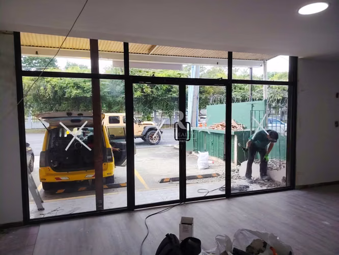 Local remodelado en San Francisco amplia visibilidad