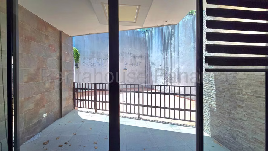 Venta de apartamento en Ph Le Mansion 27MVCH1815