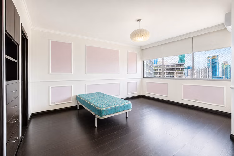 Apartamento en Avenida Balboa I línea blanca I 3 Rec I con balcón y vista al mar - Imagen 11