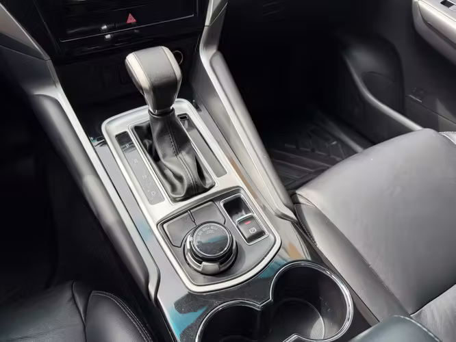 Mitsubishi Montero Sport 2019 - Imagen 15