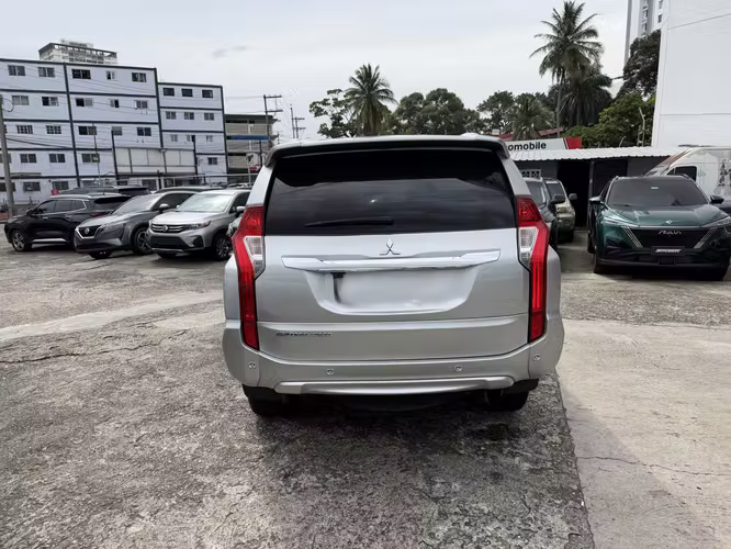 Mitsubishi Montero Sport 2019 - Imagen 6