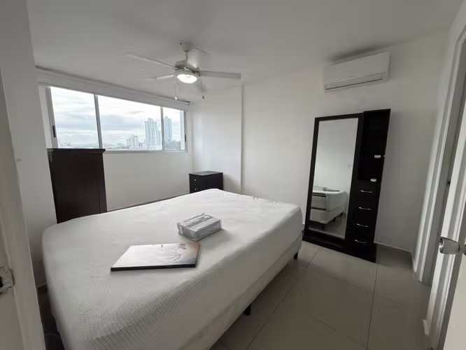 Alquilo apartamento en Via España, 2 recamaras, amoblado, 80m2, area social. - Imagen 6