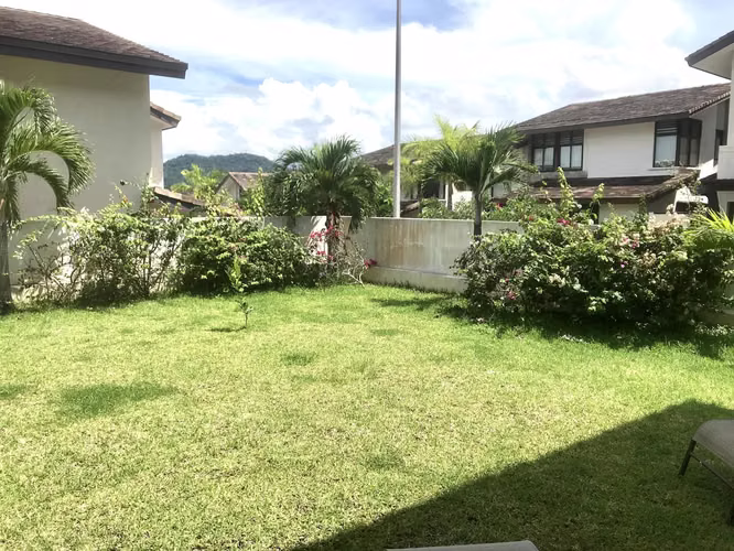 Hermosa Casa en Esquina con Amplio Jardín en Panama Pacifico 25*2828Mfk - Imagen 9