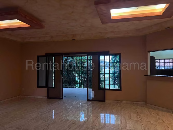 Se Vende Casa en Chitré MDV27-1906 - Imagen 5