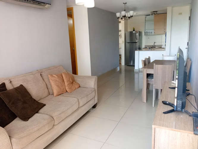 ALQUILER APARTAMENTO VIA CINCUENTENARIO PH 4 ISLAS