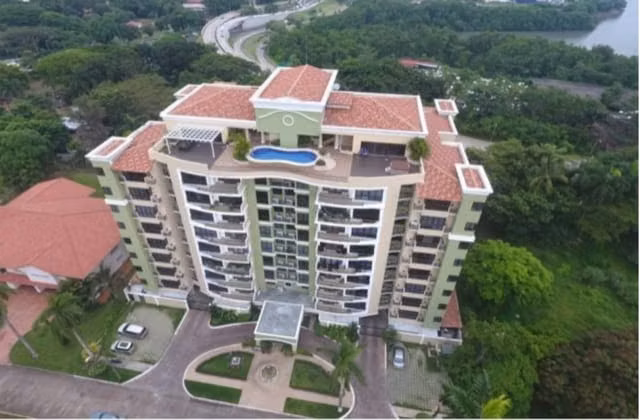 Amador Heights 3 rec 3 ba cercano a Albrook, Clayton, Embassy Club, Ancon
