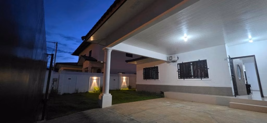 Se Alquila casa en David amoblada 1,200 área exclusiva - Imagen 6
